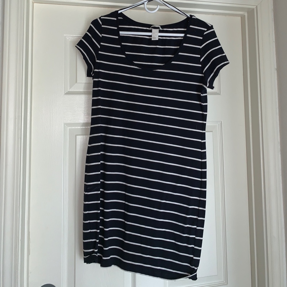 T-shirt dress navy striped